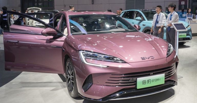 Крупнейшие автодилеры против продления льгот на электрокары