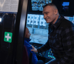 Киев получит 85 современных автобусов и 8 трамваев