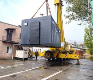 В українських морських портах встановлено більше 50 нових мобільних укриттів