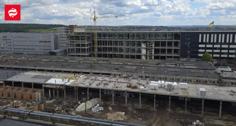 Реконструкция корпуса завода “Темп” в Хмельницком под ТЦ