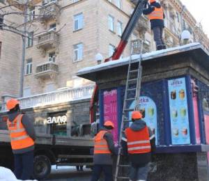 Демонтаж тимчасових споруд у центрі Києва
