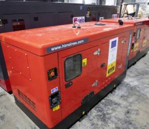 Варшава передала Киеву 60 генераторов для помощи