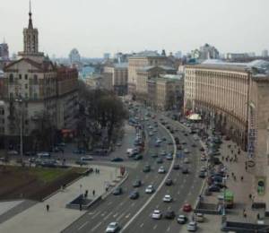 Ограничение движения транспорта на улице Крещатик до 23 апреля