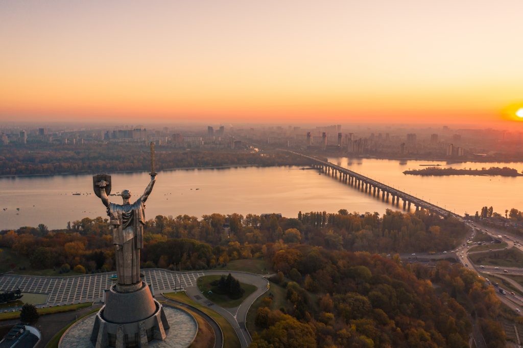 Как купить квартиру в ипотеку через «єОселя»