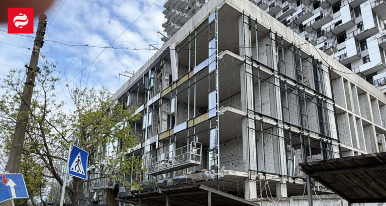 Ракетна атака в Києві: постраждала будівельна площадка BOSTON Creative House