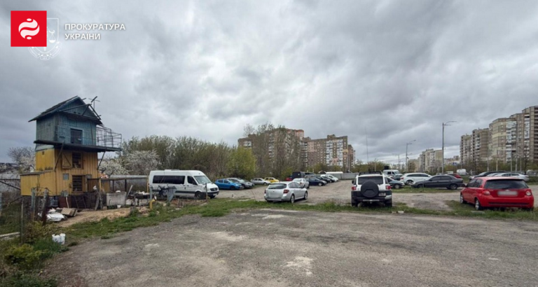 Суд в Киеве отменил регистрацию голубятни для захвата земли