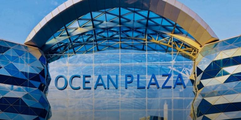 Полиция проверяет оценку Ocean Plaza перед продажей