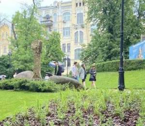 Благоустрій Вильнюсського скверу в Оболонському районі Києва