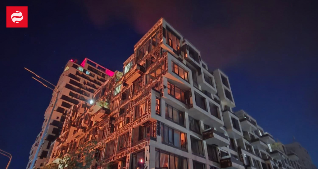 Атака на Київ: пошкоджено житловий комплекс UNIT.City