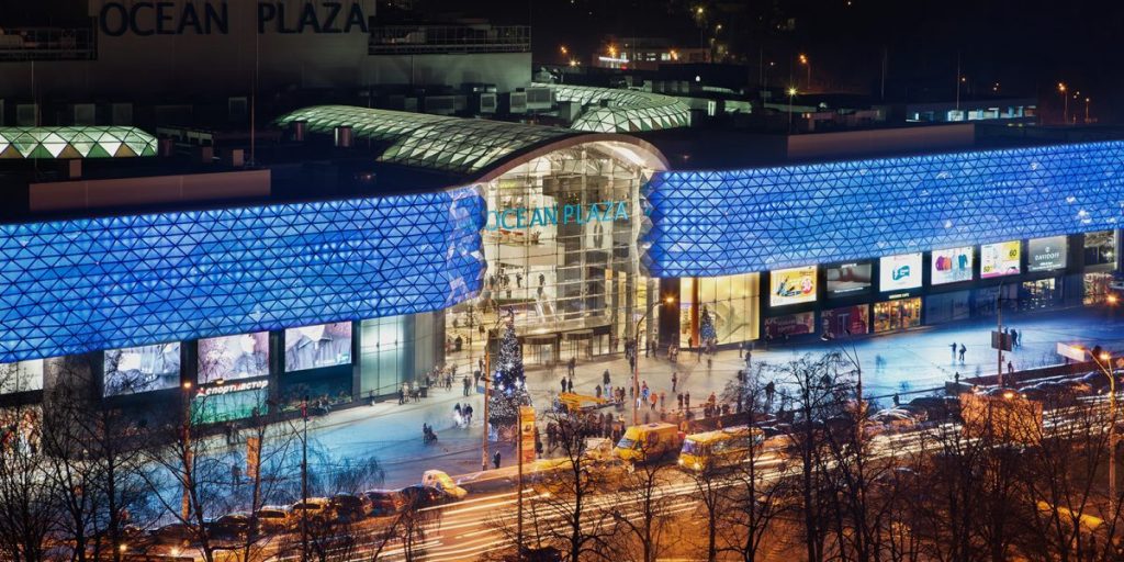Обшуки у ФДМ у справі Ocean Plaza завершилися діалогом