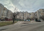 Тростянецька 7