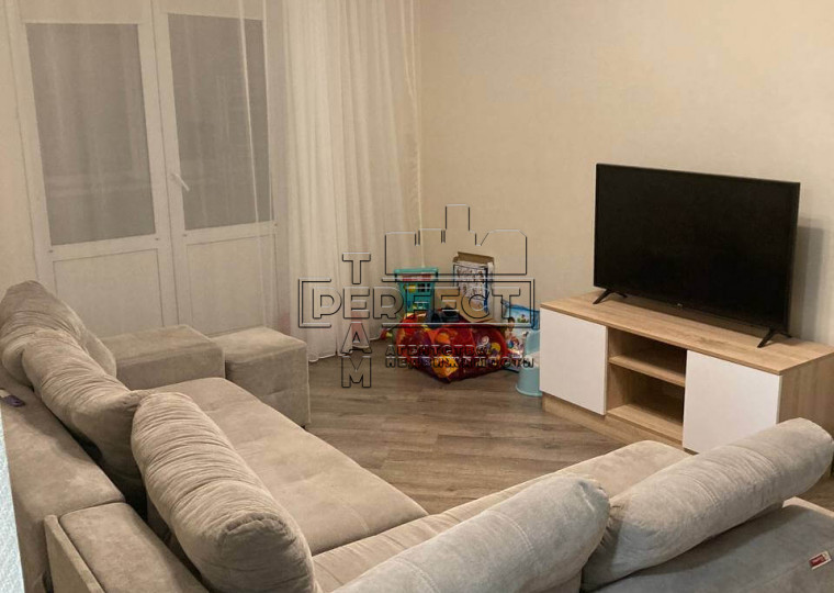 Продажа 3-комнатной квартиры Кубанской Украины 22 (Маршала Жукова) - Фото 1