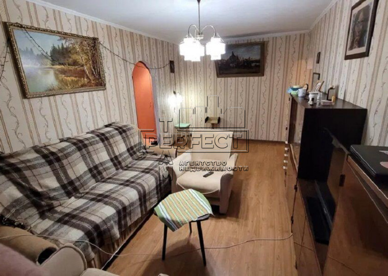Продажа 3-комнатной квартиры Антонова 4к1 - Фото 1
