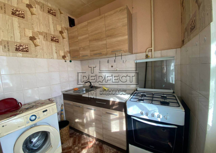 Продажа 1-комнатной квартиры Киприанова 2  - Фото 2